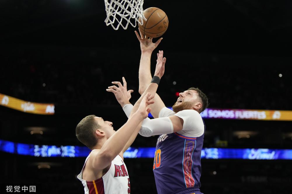 也折射出周 也折射出周